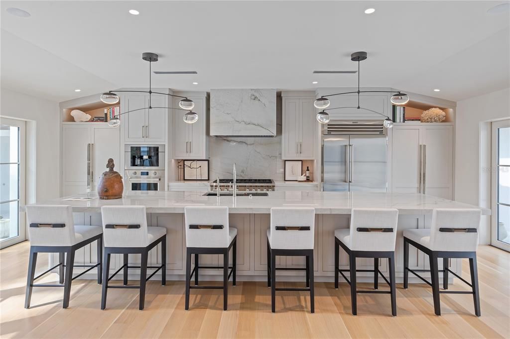 For Sale: $12,500,000 (5 beds, 5 baths, 6065 Square Feet)