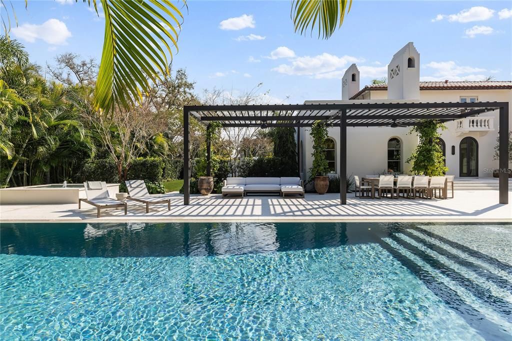 For Sale: $12,500,000 (5 beds, 5 baths, 6065 Square Feet)