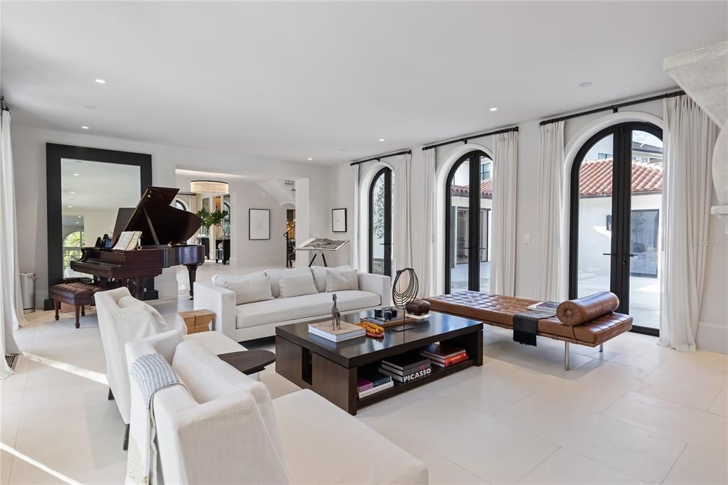 For Sale: $12,500,000 (5 beds, 5 baths, 6065 Square Feet)