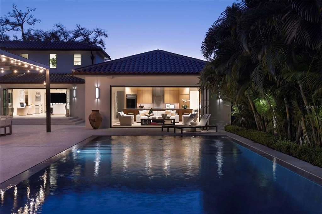 For Sale: $12,500,000 (5 beds, 5 baths, 6065 Square Feet)