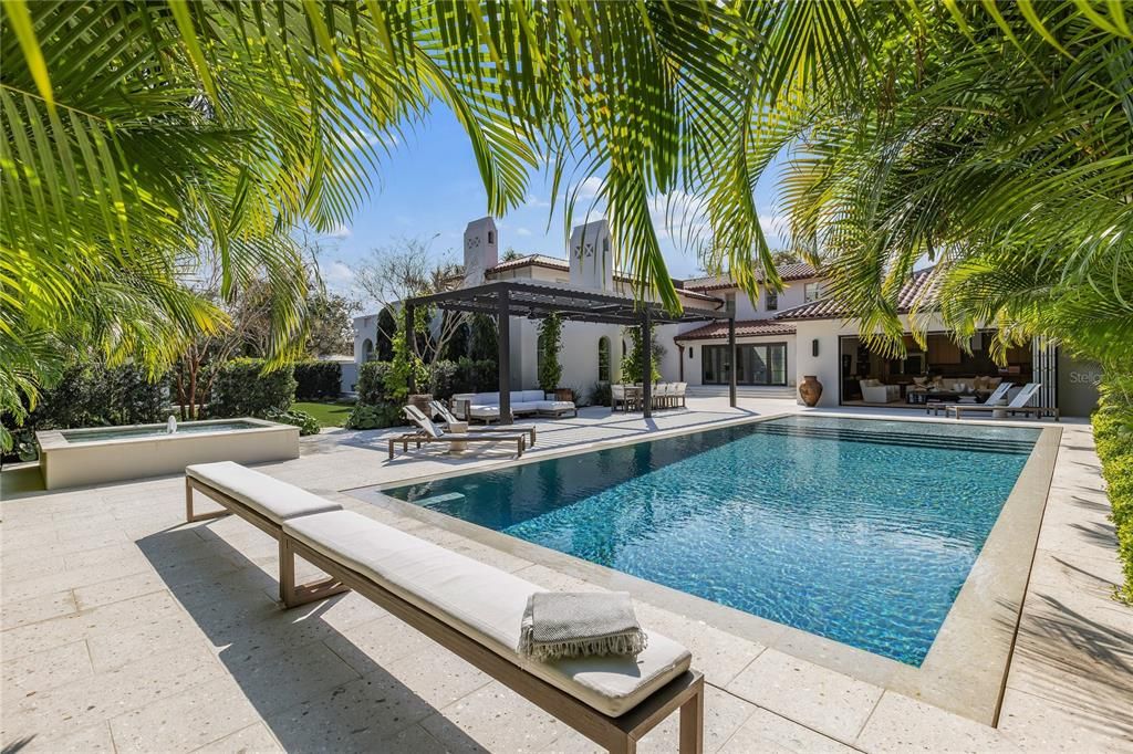For Sale: $12,500,000 (5 beds, 5 baths, 6065 Square Feet)