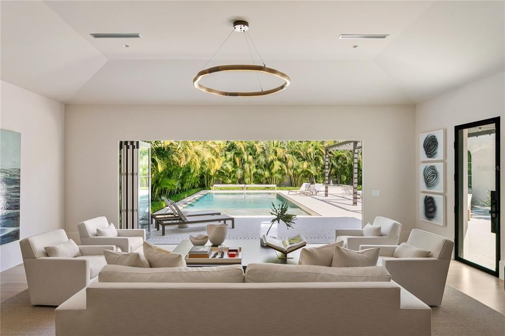 For Sale: $12,500,000 (5 beds, 5 baths, 6065 Square Feet)