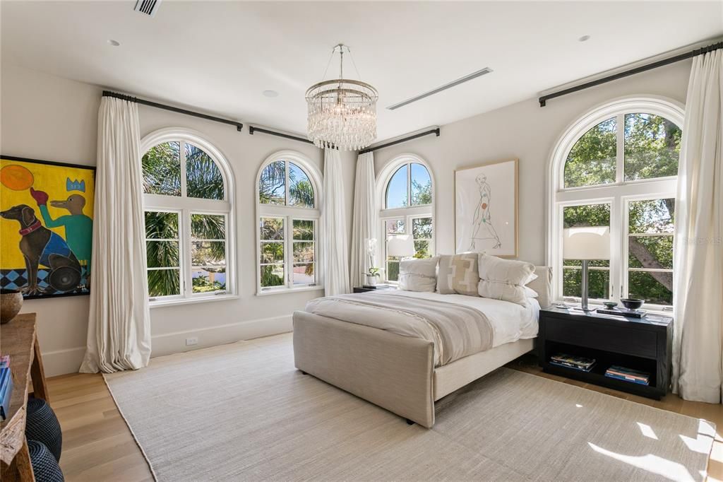 For Sale: $12,500,000 (5 beds, 5 baths, 6065 Square Feet)