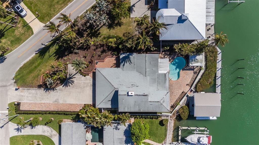 待售: $1,750,000 (0.34 acres)