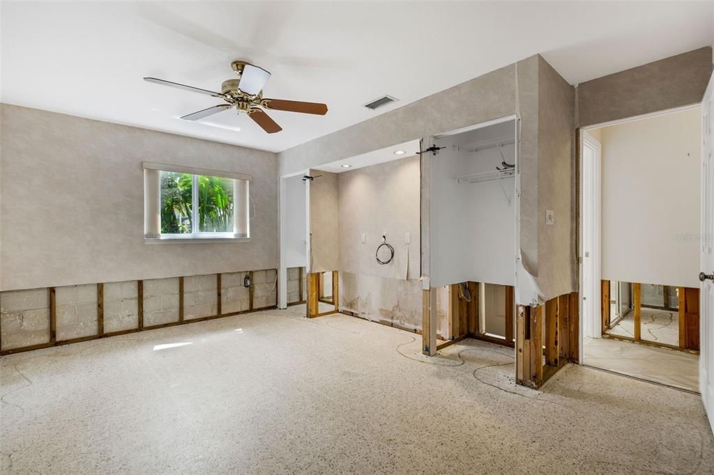 待售: $1,750,000 (0.34 acres)