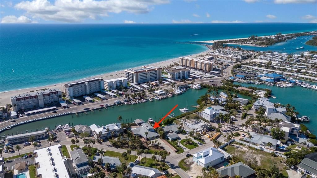 待售: $1,750,000 (0.34 acres)