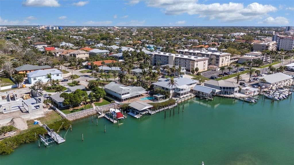 待售: $1,750,000 (0.34 acres)