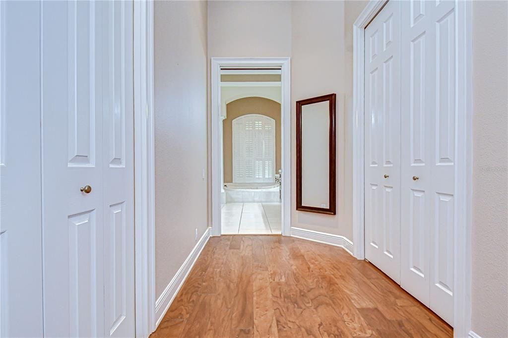 For Sale: $999,900 (4 beds, 3 baths, 3709 Square Feet)