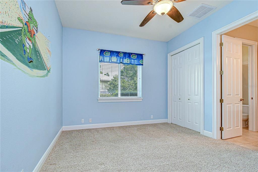For Sale: $999,900 (4 beds, 3 baths, 3709 Square Feet)