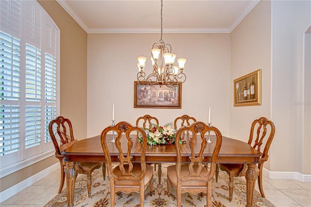 For Sale: $999,900 (4 beds, 3 baths, 3709 Square Feet)