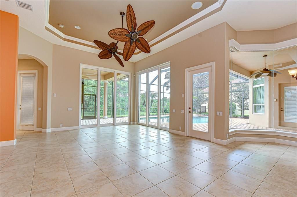 For Sale: $999,900 (4 beds, 3 baths, 3709 Square Feet)