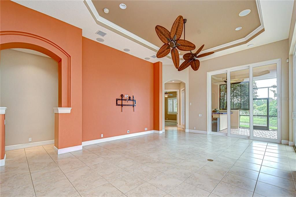 For Sale: $999,900 (4 beds, 3 baths, 3709 Square Feet)
