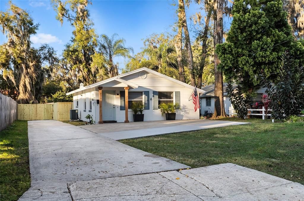 待售: $600,000 (3 贝兹, 0 浴室, 1390 平方英尺)