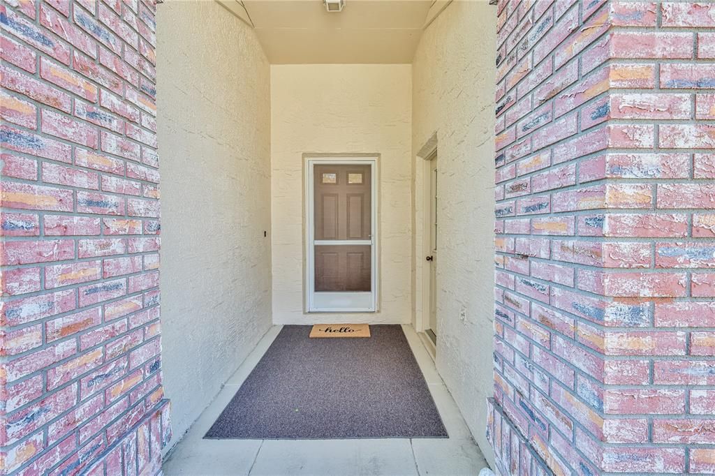 For Sale: $230,000 (2 beds, 2 baths, 1409 Square Feet)