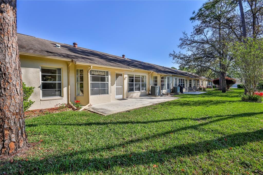 For Sale: $230,000 (2 beds, 2 baths, 1409 Square Feet)