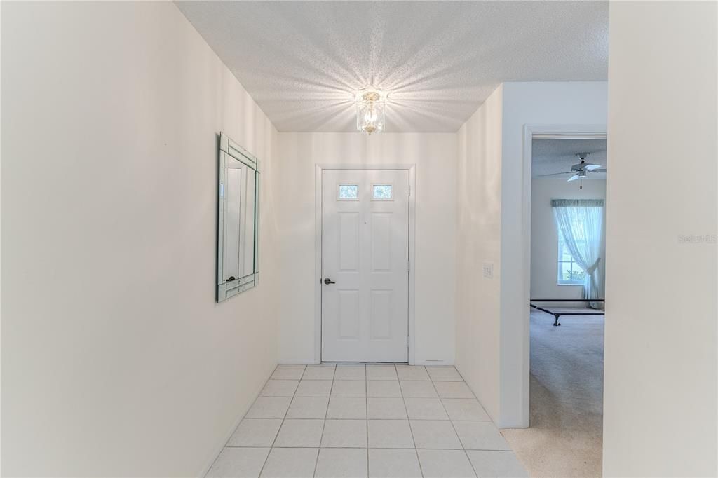 For Sale: $230,000 (2 beds, 2 baths, 1409 Square Feet)