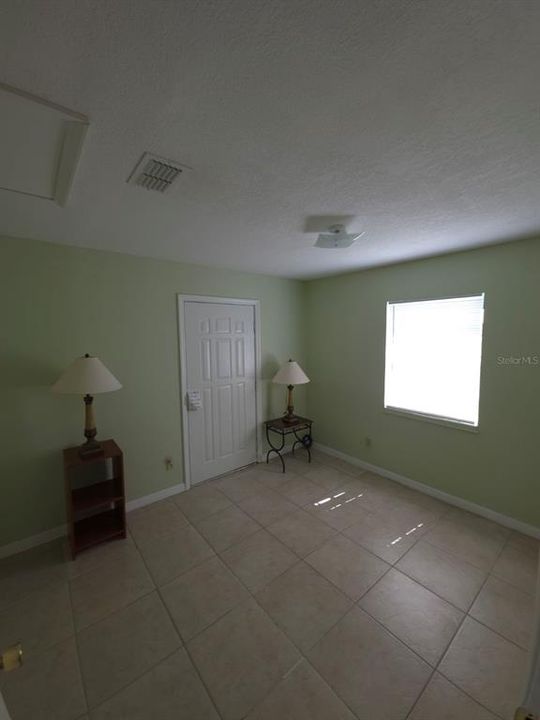 En Venta: $319,900 (3 camas, 2 baños, 1059 Pies cuadrados)