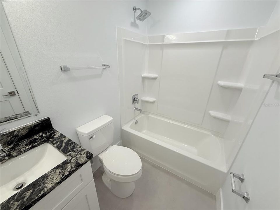 В аренду: $1,900 (3 спален, 2 ванн, 1142 Квадратных фут)