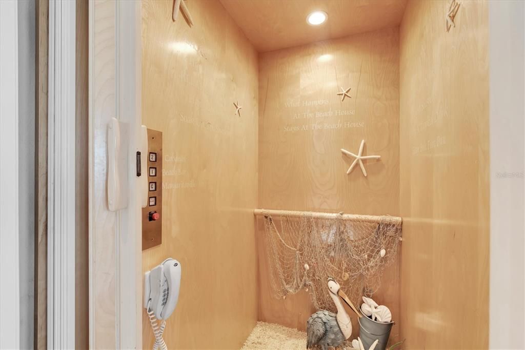 En Venta: $750,000 (3 camas, 2 baños, 1905 Pies cuadrados)