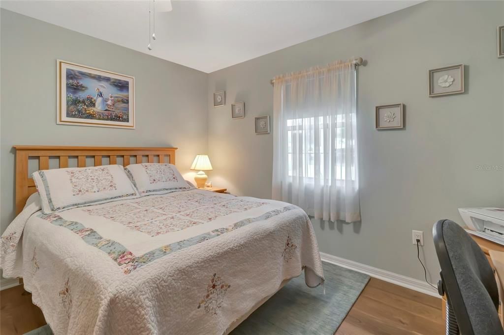 Activo con contrato: $275,000 (2 camas, 2 baños, 1176 Pies cuadrados)