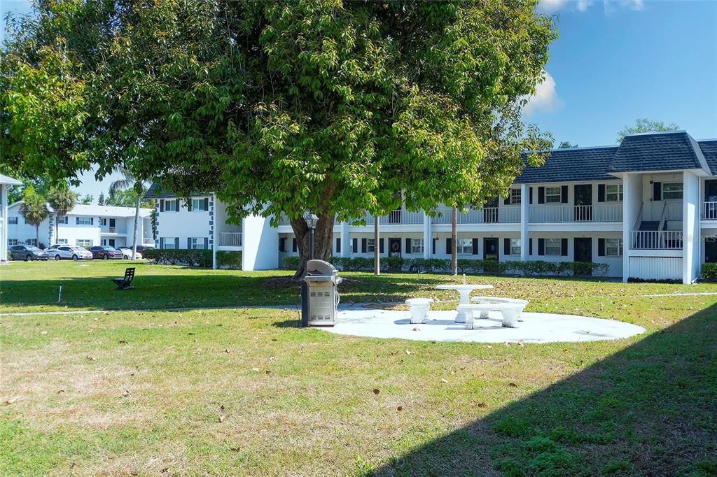 For Sale: $89,000 (1 beds, 1 baths, 725 Square Feet)