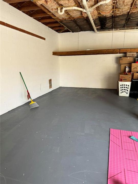 For Rent: $1,650 (2 beds, 1 baths, 700 Square Feet)