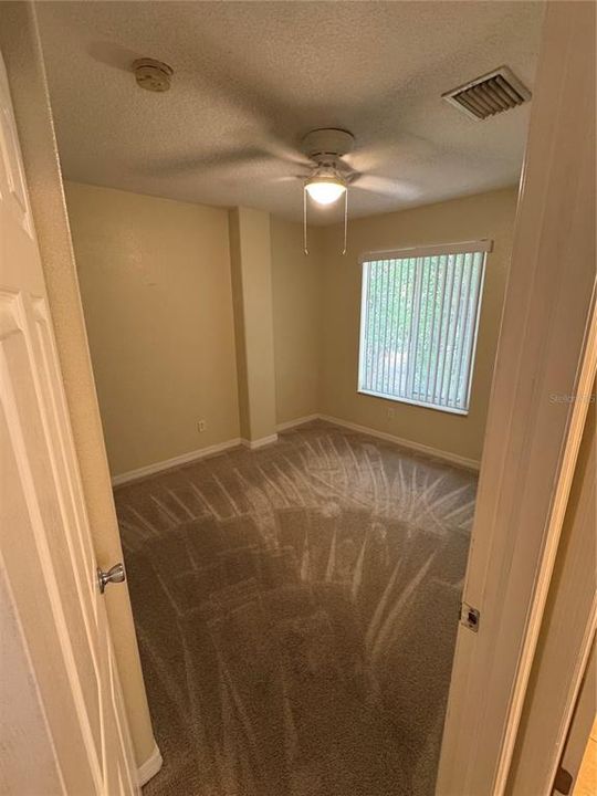 For Rent: $1,650 (2 beds, 1 baths, 700 Square Feet)