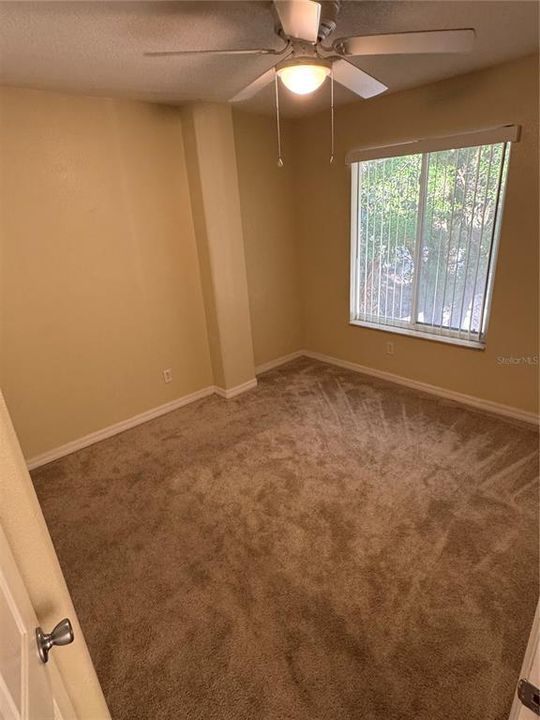 For Rent: $1,650 (2 beds, 1 baths, 700 Square Feet)