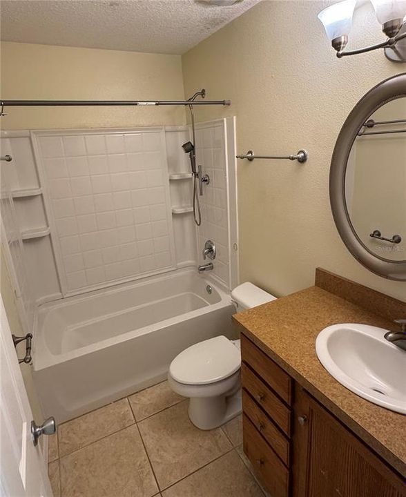 For Rent: $1,650 (2 beds, 1 baths, 700 Square Feet)