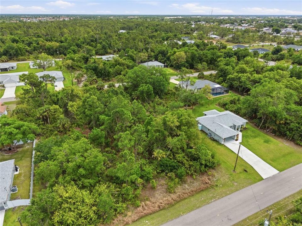 На продажу: $14,500 (0.23 acres)