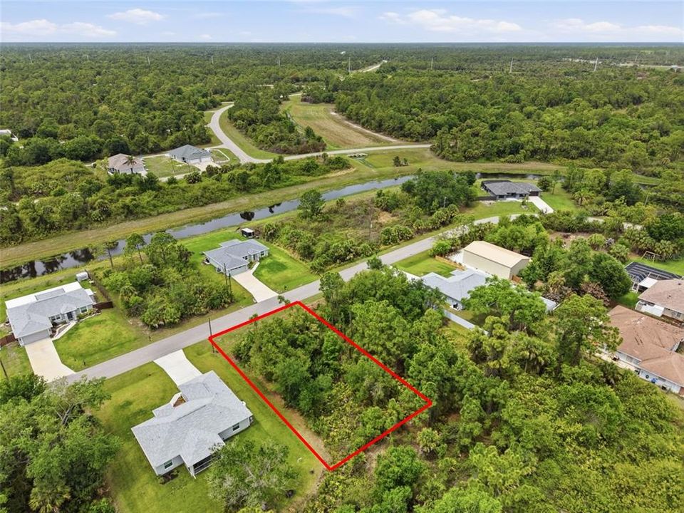 На продажу: $14,500 (0.23 acres)