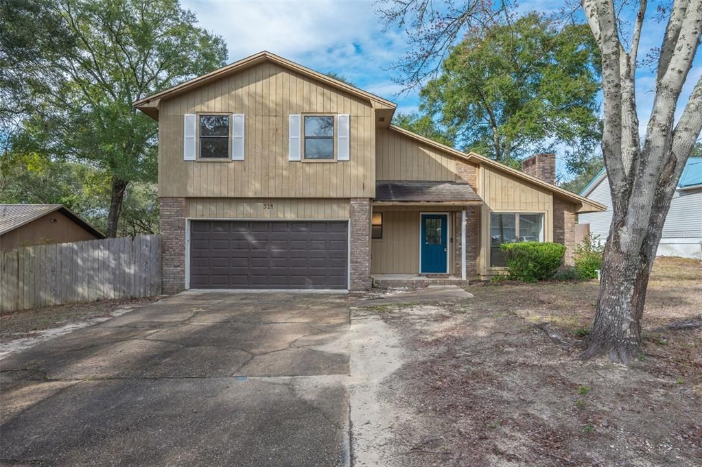 Недавно продано: $324,999 (3 спален, 2 ванн, 1327 Квадратных фут)