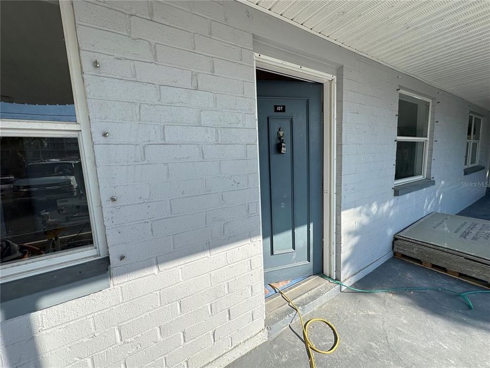 En Venta: $229,000 (2 camas, 2 baños, 845 Pies cuadrados)