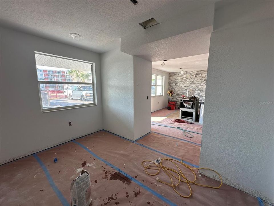 En Venta: $229,000 (2 camas, 2 baños, 845 Pies cuadrados)
