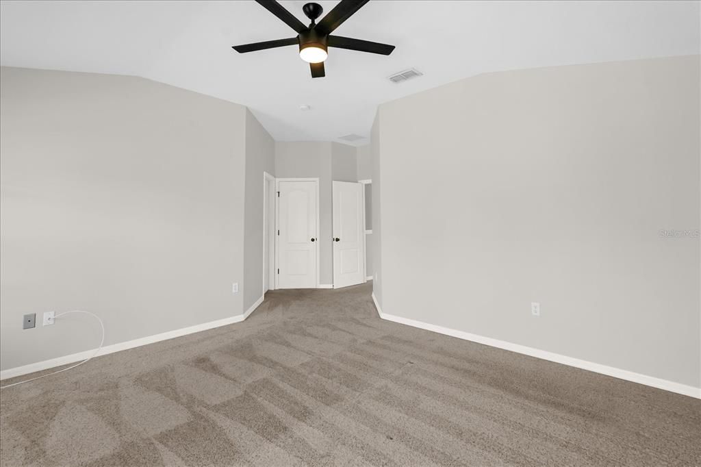 En Venta: $285,000 (3 camas, 2 baños, 1855 Pies cuadrados)