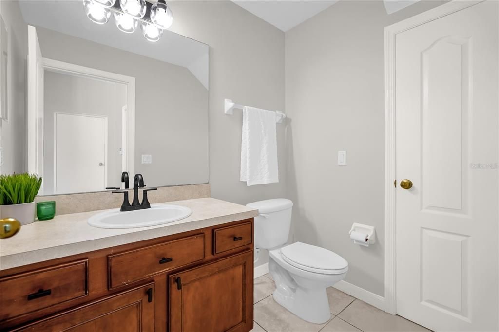 En Venta: $285,000 (3 camas, 2 baños, 1855 Pies cuadrados)