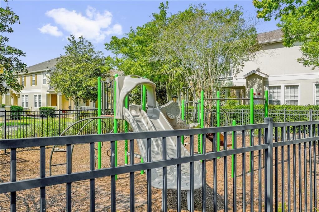 En Venta: $285,000 (3 camas, 2 baños, 1855 Pies cuadrados)