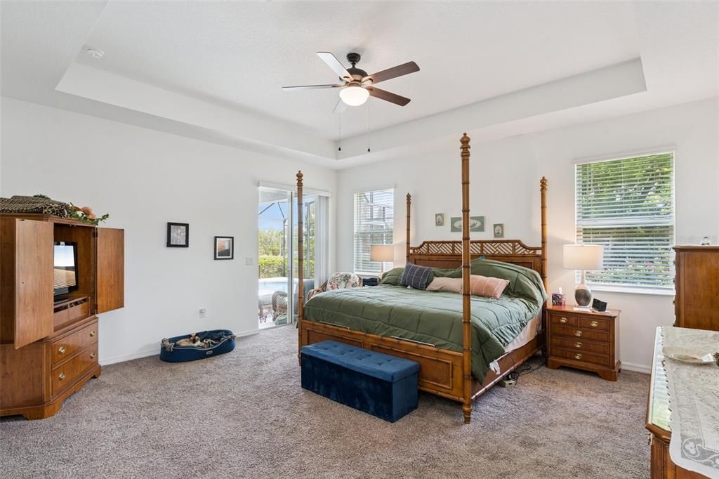 Activo con contrato: $779,000 (4 camas, 3 baños, 2826 Pies cuadrados)