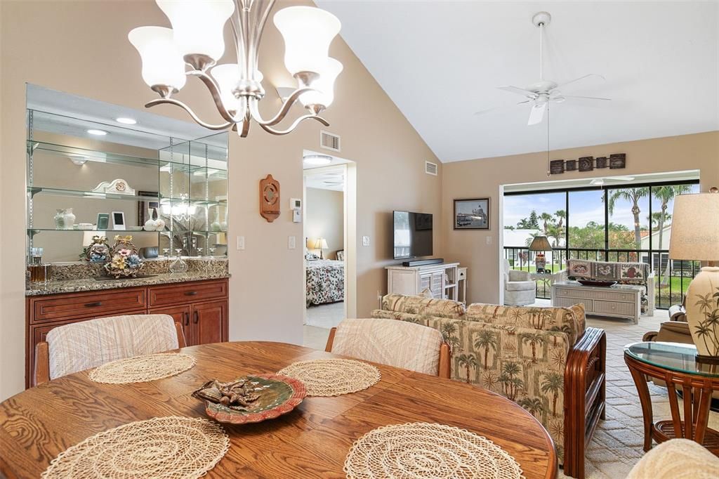 En Venta: $249,900 (2 camas, 2 baños, 1075 Pies cuadrados)