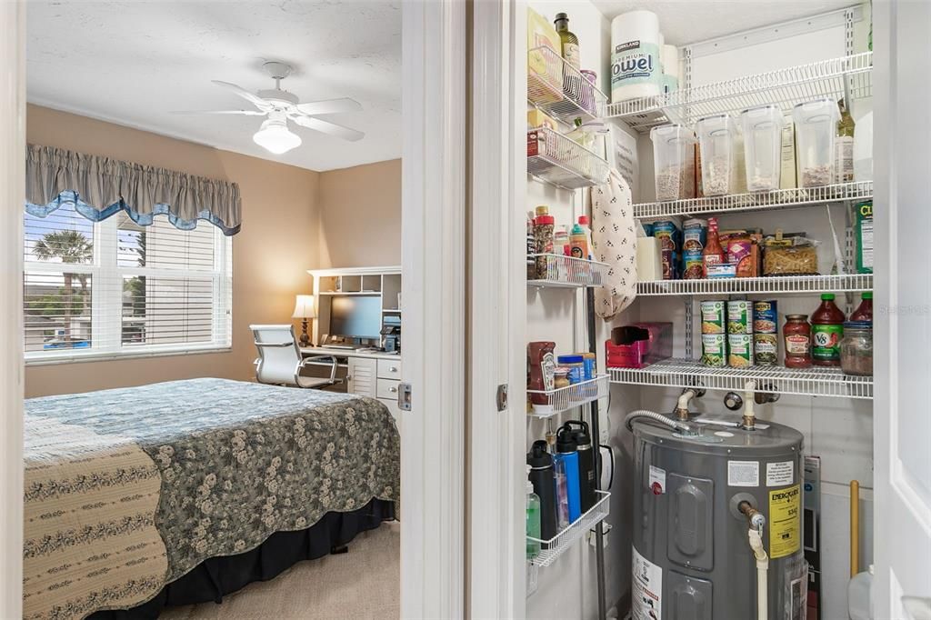 En Venta: $249,900 (2 camas, 2 baños, 1075 Pies cuadrados)