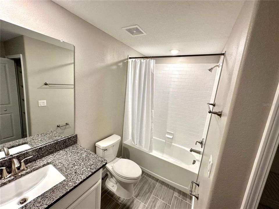 For Rent: $2,675 (3 beds, 2 baths, 2319 Square Feet)