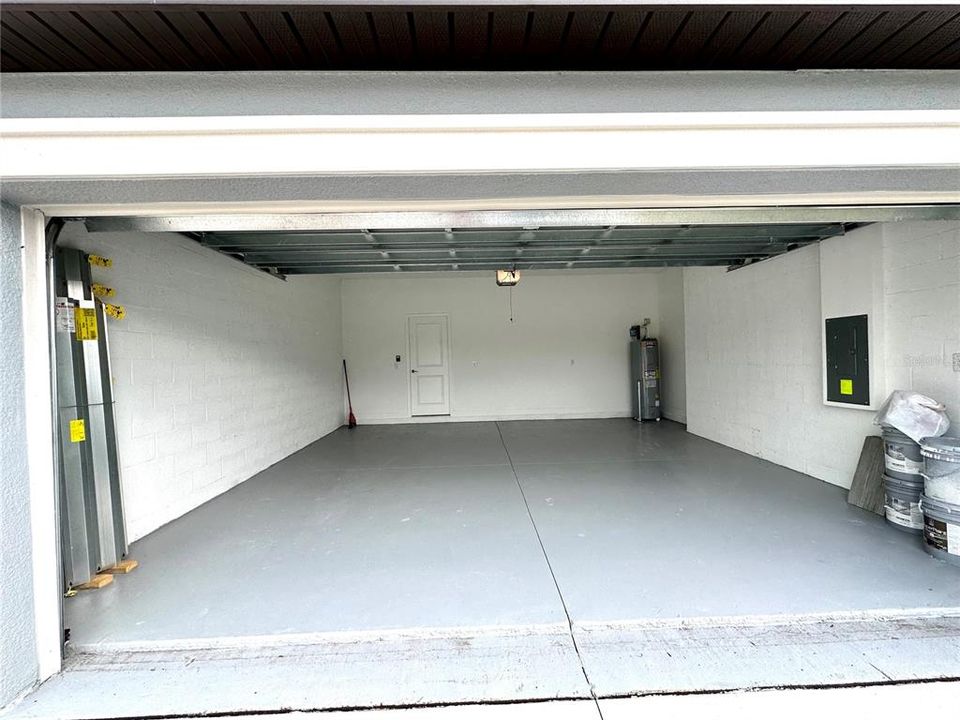 For Rent: $2,675 (3 beds, 2 baths, 2319 Square Feet)