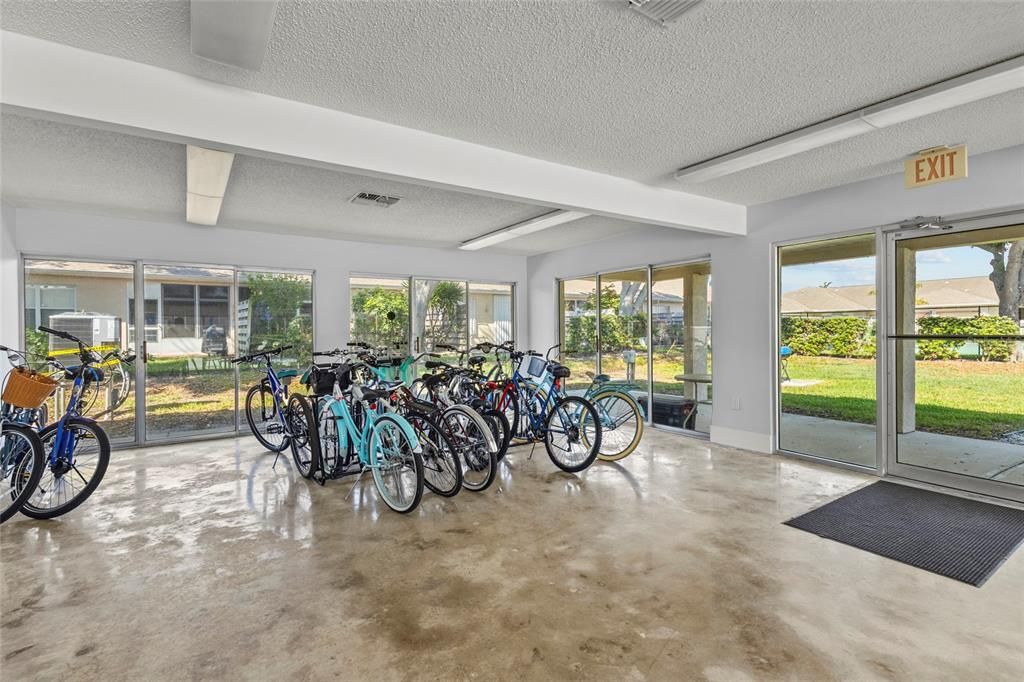 На продажу: $120,000 (1 спален, 1 ванн, 745 Квадратных фут)