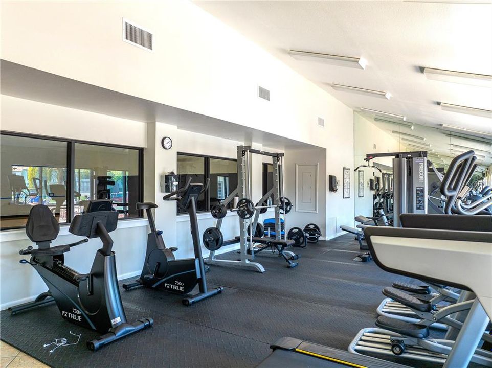 Active With Contract: $220,000 (2 beds, 2 baths, 1035 Square Feet)
