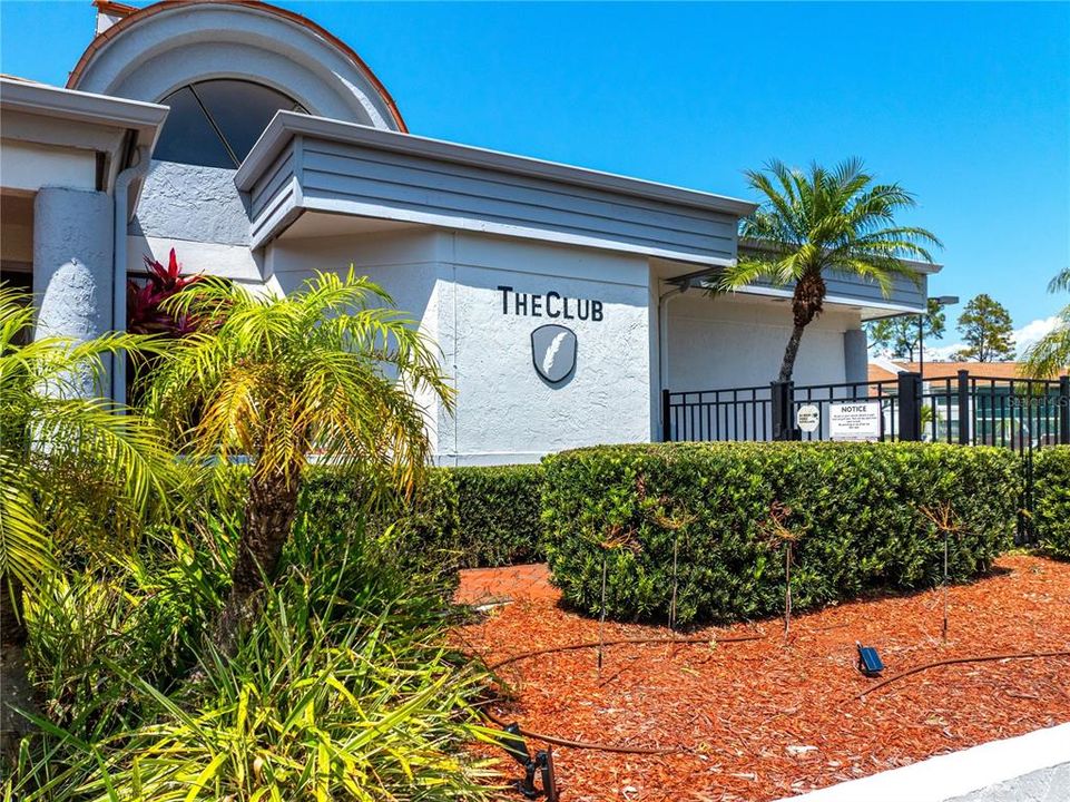 Active With Contract: $220,000 (2 beds, 2 baths, 1035 Square Feet)