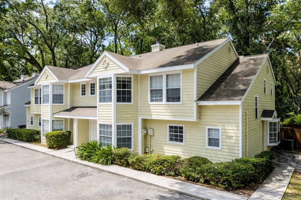 待售: $160,000 (2 贝兹, 1 浴室, 1016 平方英尺)