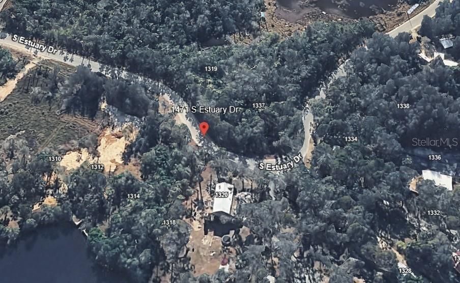 На продажу: $21,000 (0.09 acres)