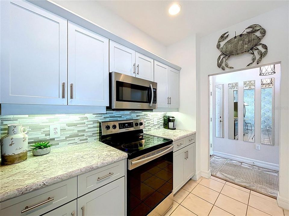 На продажу: $489,900 (3 спален, 2 ванн, 1420 Квадратных фут)