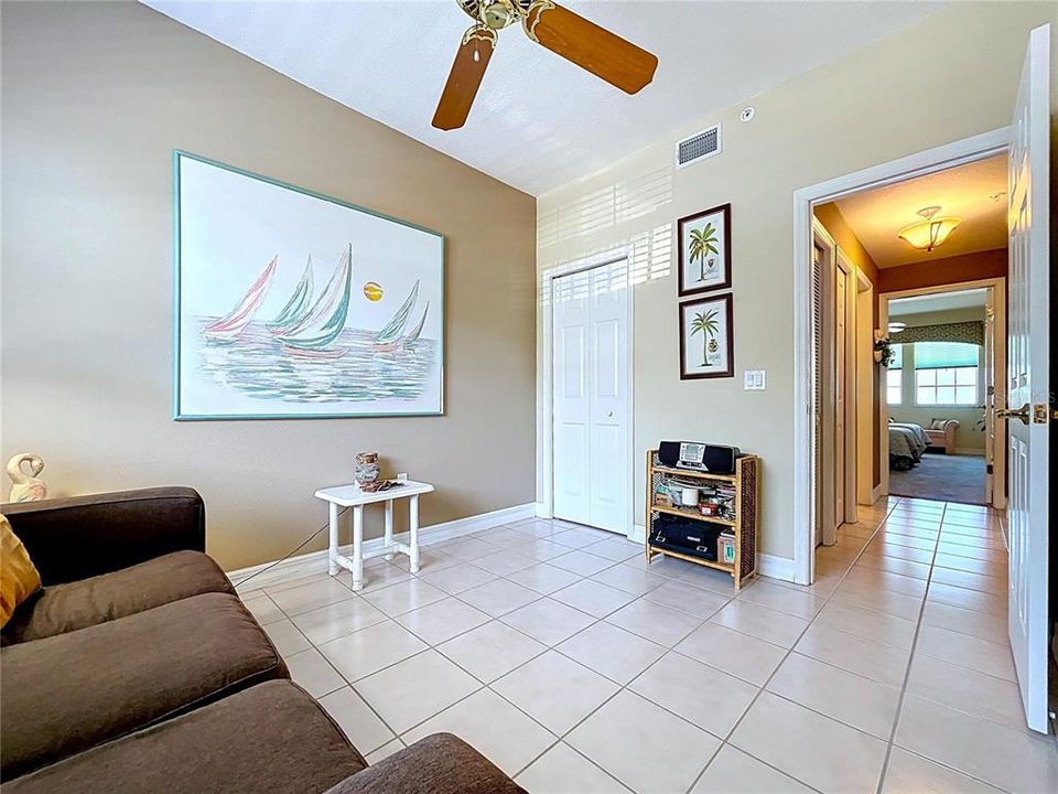 На продажу: $489,900 (3 спален, 2 ванн, 1420 Квадратных фут)