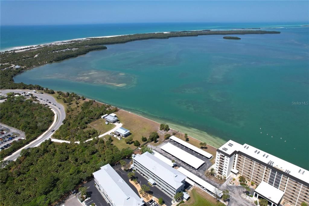 На продажу: $489,900 (3 спален, 2 ванн, 1420 Квадратных фут)